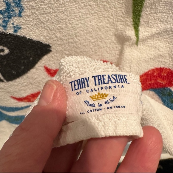 Vintage Terry Treasure of California Beach Towel - Picture 7 of 8